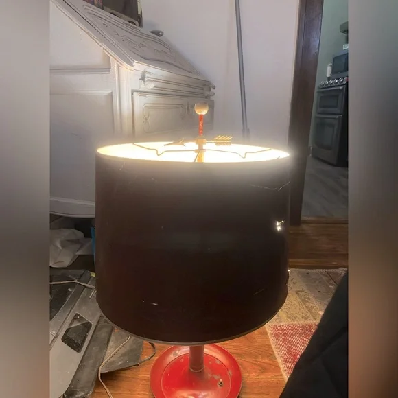 Bouillotte Lamp 3- Light French Style Gilt Bronze Acanthus Leaf  Red Tole - Picture 8 of 9